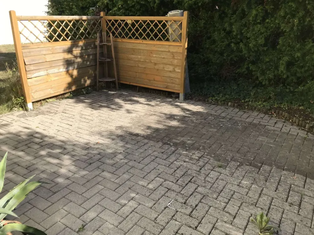 Erdgeschosswohnung mit kleiner Terrasse in Schulzendorf