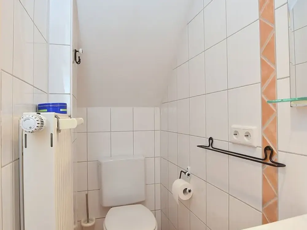 Schön möblierte Wohnung mit Reinigungsservice in Stuttgart Münster