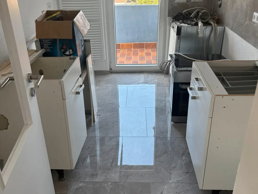 3,5 Große Zimmer Wohnung