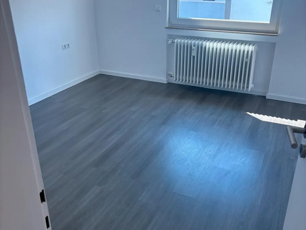 3,5 Große Zimmer Wohnung