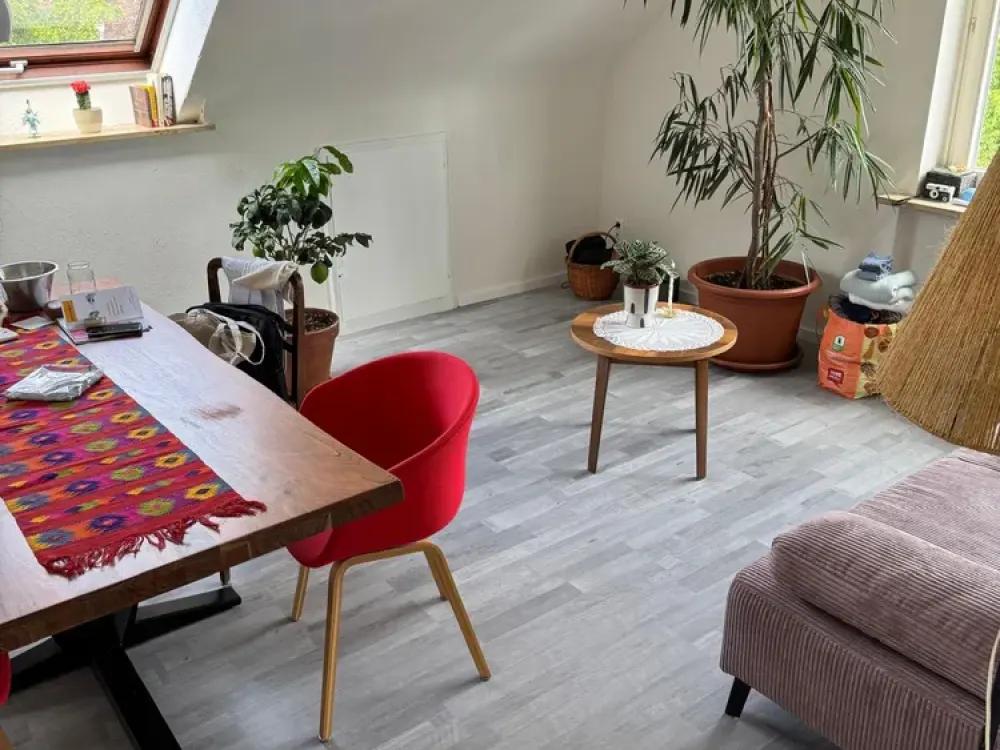 Nachmieter gesucht: Charmante 3-Zimmer-Dachgeschosswohnung in Lindau