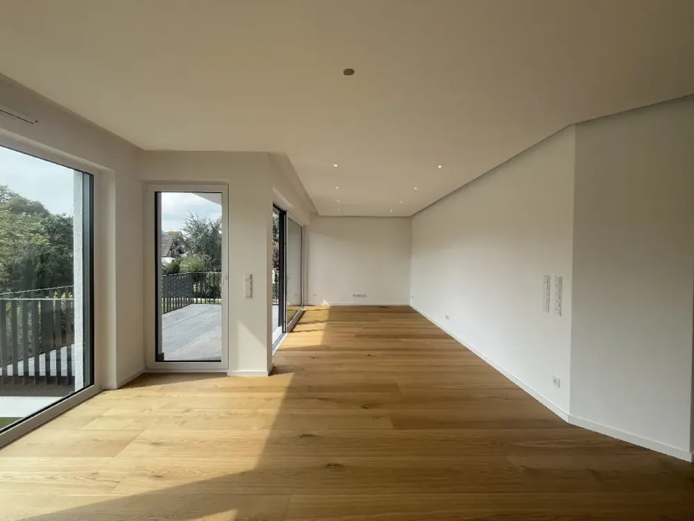 Traumhafte Wohnung am Rochusweg - 3,5 Zimmer, 2 Bäder, Balkon, Einbauküche, Tiefgarage !
