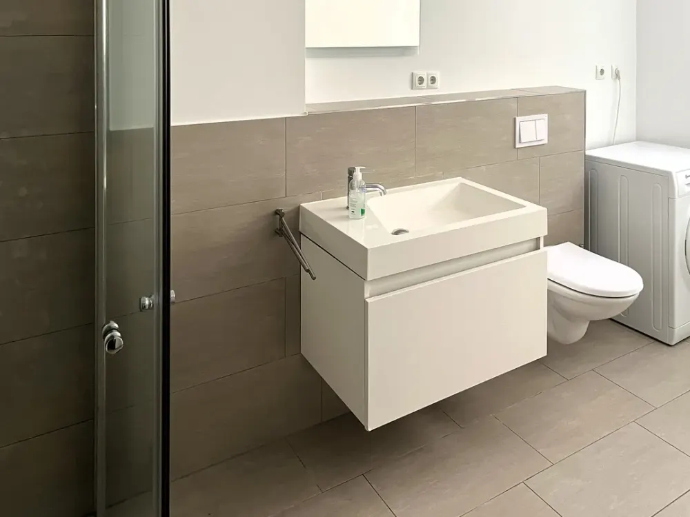 *sofort verfügbar* Single-Apartment mit Terrasse, möbliert & ausgestattet, zentral in Mörfelden