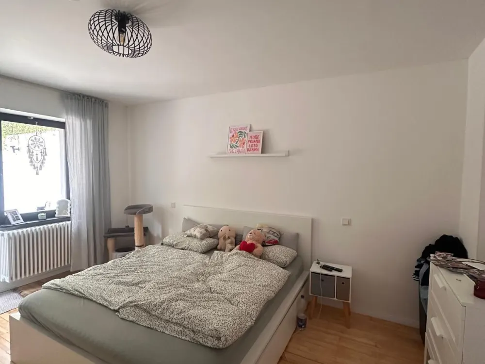 Frisch sanierte 4 ZKB-Wohnung mit Terrasse