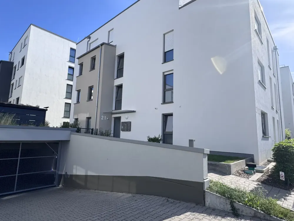 Helle 3,5-Zimmer Wohnung mit Balkon in Fellbach