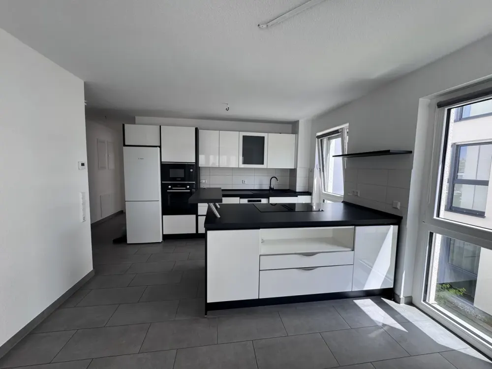 Helle 3,5-Zimmer Wohnung mit Balkon in Fellbach
