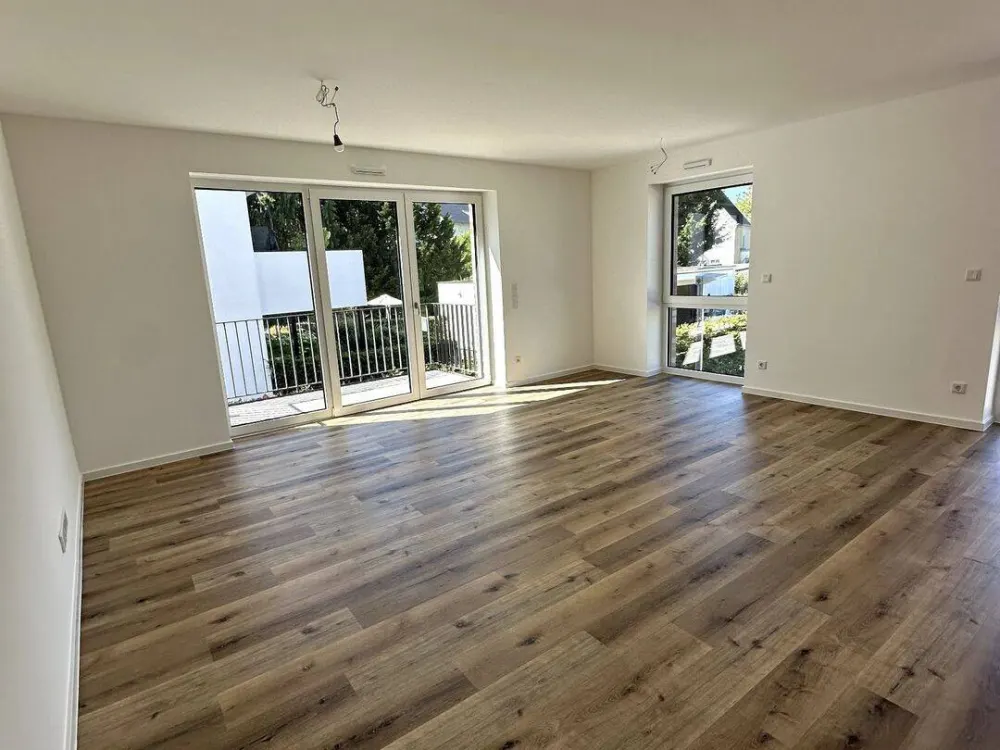 Lichtdurchflutete 3-Zimmerwohnung mit Balkon und Klimatisierung!
