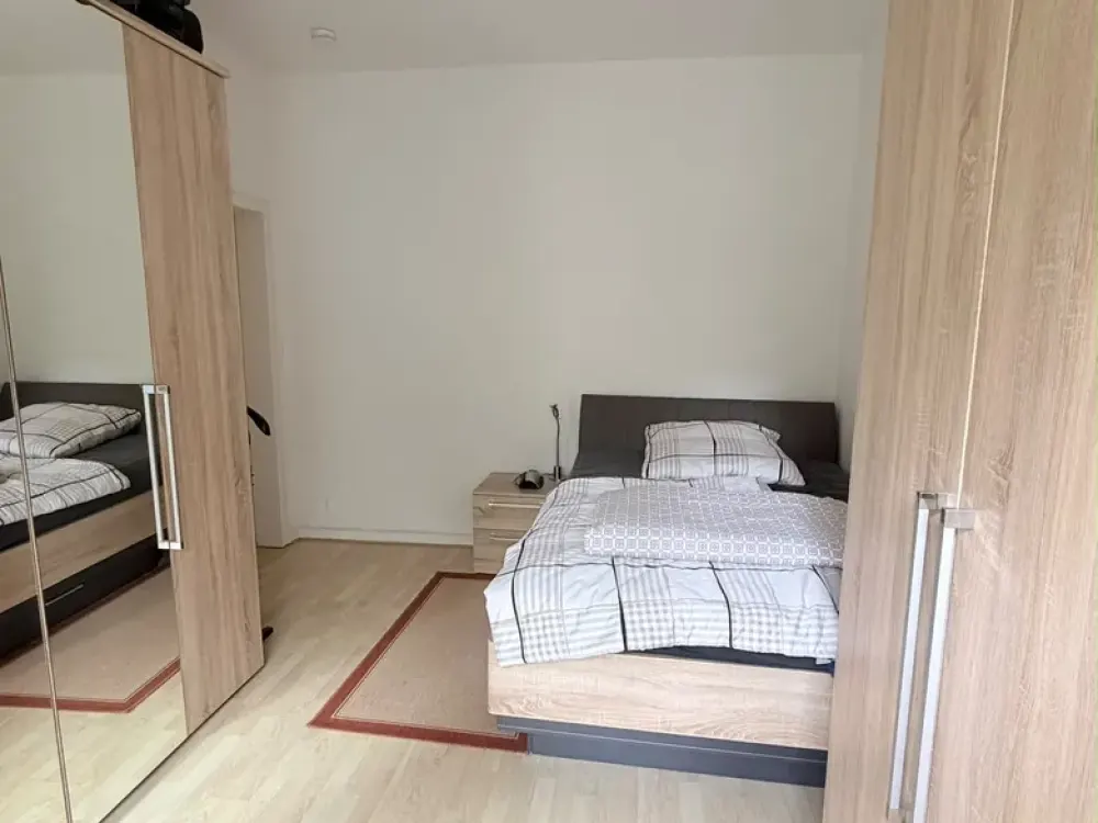 2-Room Apartment with Balcony in Düsseldorf-Oberkassel