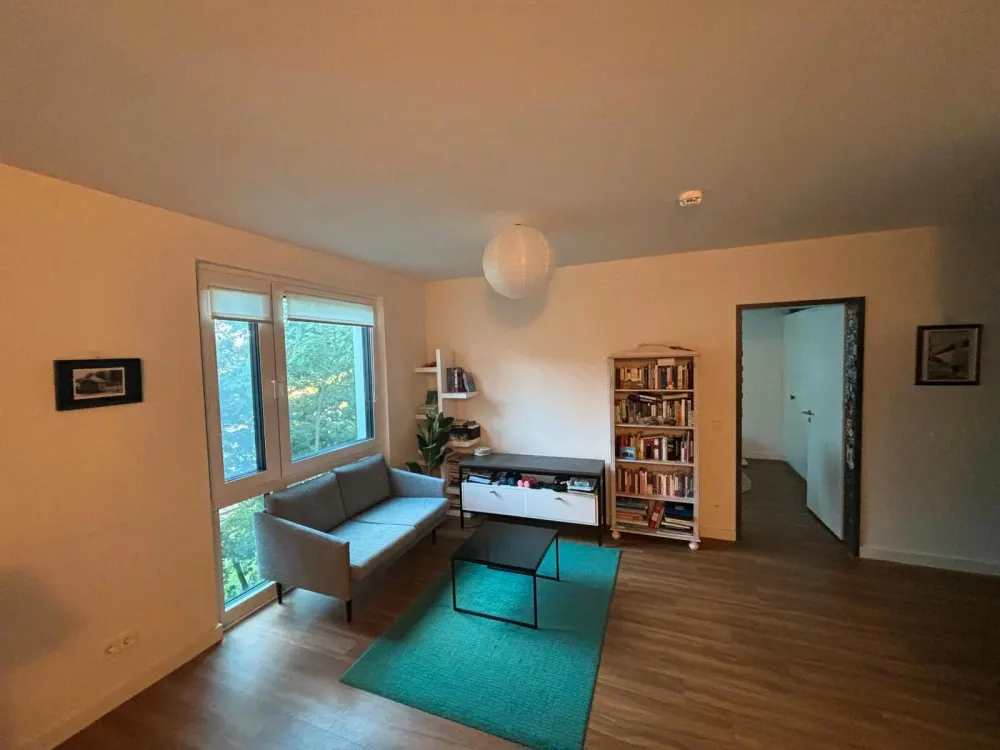 2-Zimmer-Wohnung teilmöbliert inkl. Einbauküche bei S3 Karlshorst