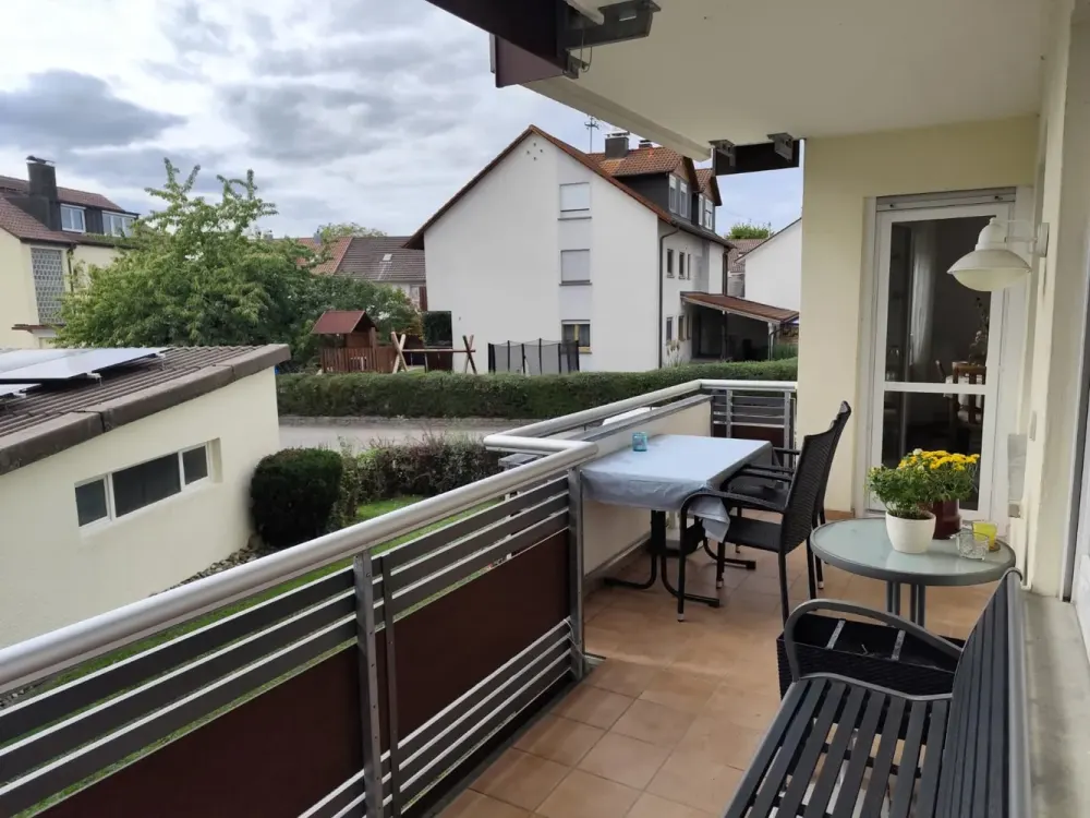 Helle 4-Zimmer-Wohnung mit Balkon in Eriskirch