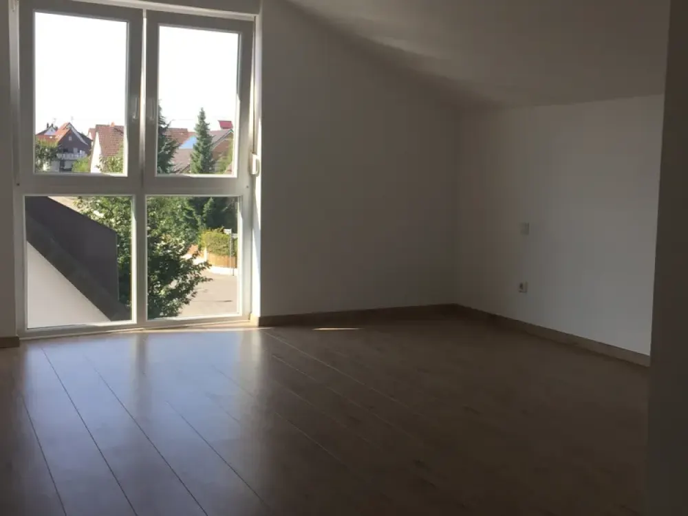 4 Zimmer Wohnung in Dagersheim mit Balkon und Stellplatz, 115 qm, Einbauküche