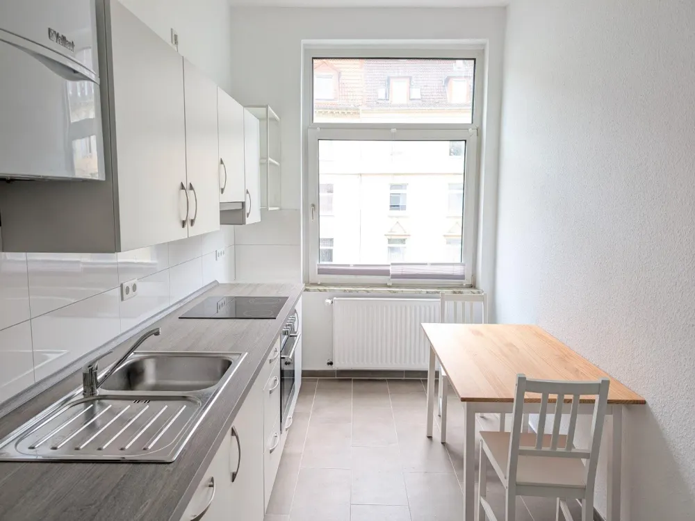 Moderne 2-Zimmer-Wohnung *möbliert*