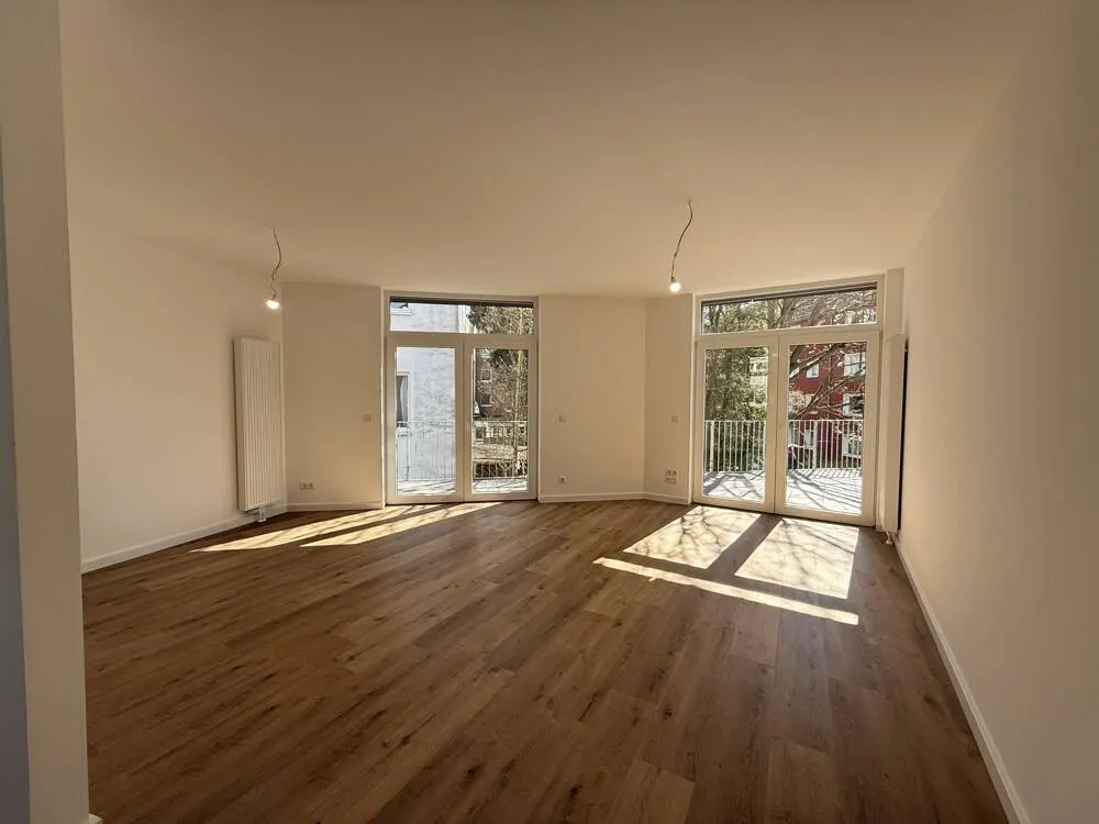 Neubauwohnung mit Balkon in Eilbek!