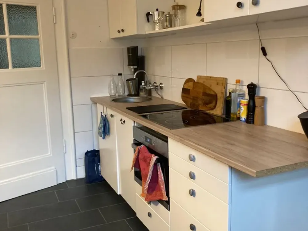 Charmante modernisierte 2,5 Zimmer Altbauwohnung direkt an der Fußgängerzone von Mettmann