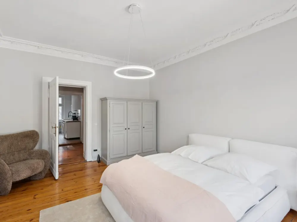 Wohnen auf Zeit in Bestlage! Sonnige, hochwertig möblierte Dreizimmerwohnung nahe Kurfürstendamm