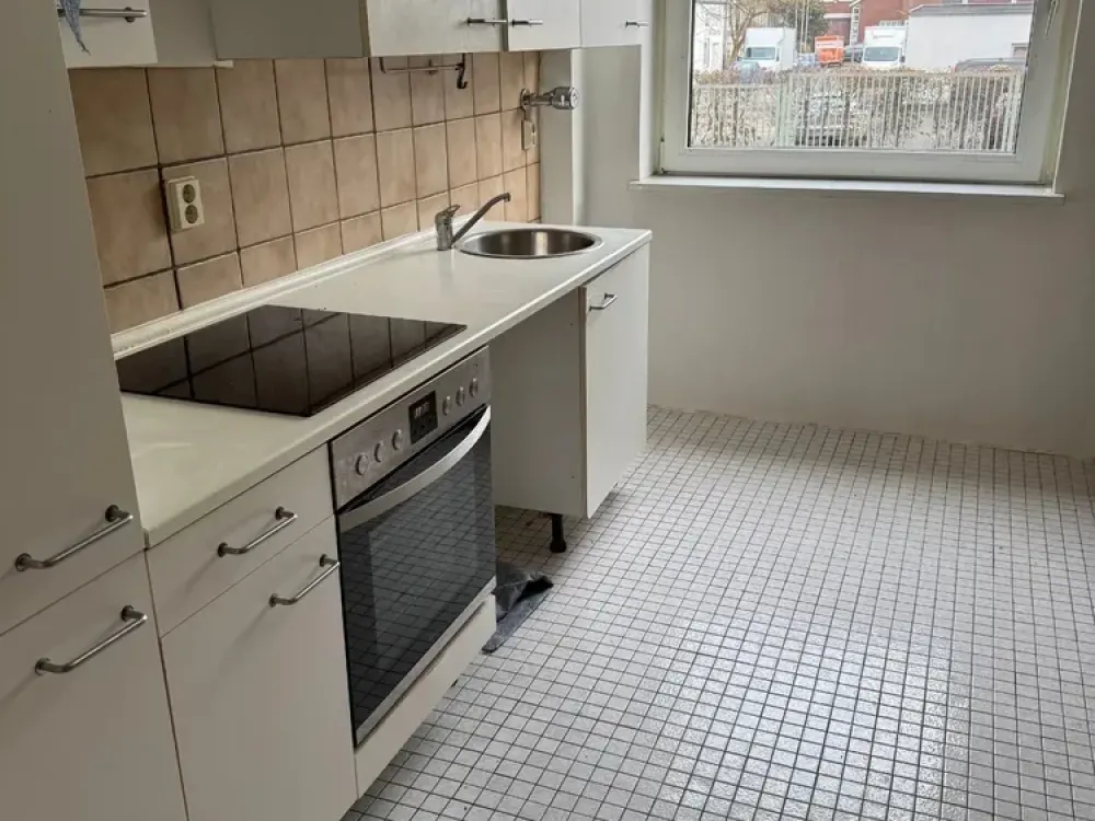 Wandsbek: 2,5-Zimmer-Appartement mit Balkon