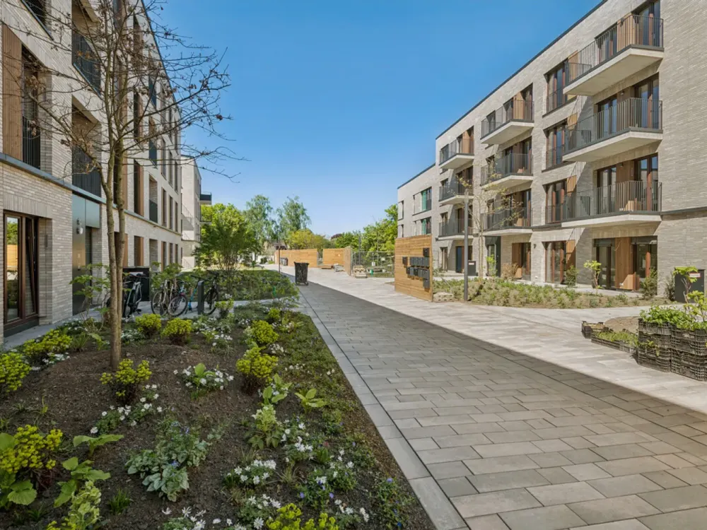 New Development Deiker Höfe: Spacious 2-Room Apartment with Fitted Kitchen and Terrace!
