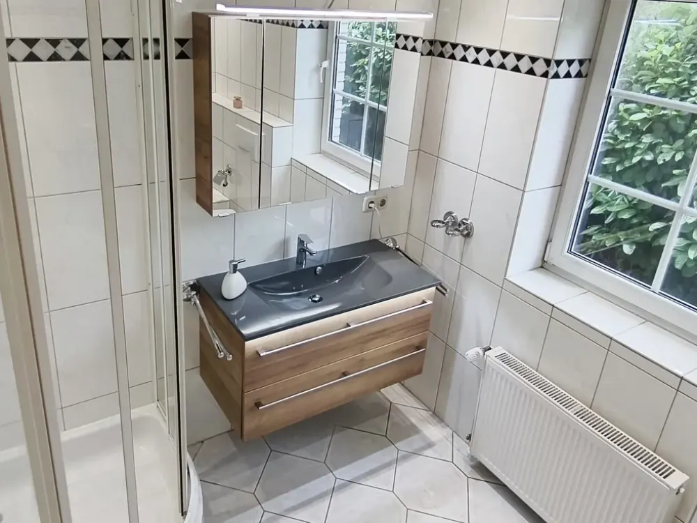 Fast wie Ihr eigenes Haus: Hochwertige grüne Oase, Erdgeschosswohnung+Garten den Sie ALLEINE nutzen