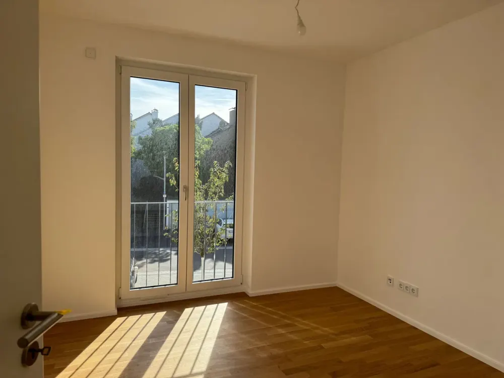 Geräumige 4-Zimmer-Wohnung mit hochwertiger Ausstattung