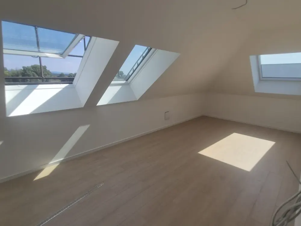 ATTENTION!!! Exklusive Maisonette 4-Zimmer Wohnung mit Balkon und EBK in Neuberg #14