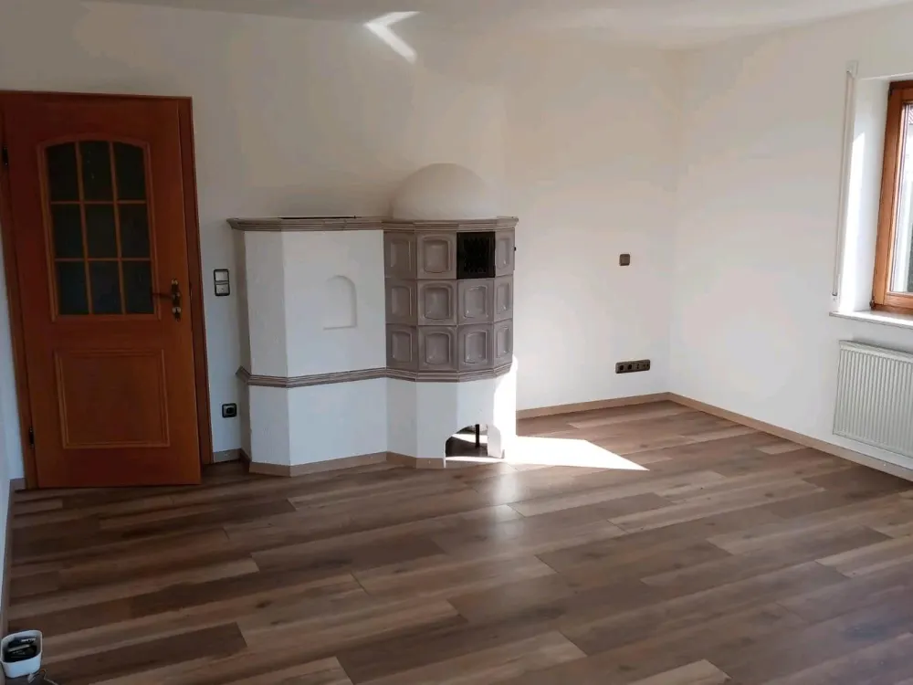 4 Zimmer Wohnung EG