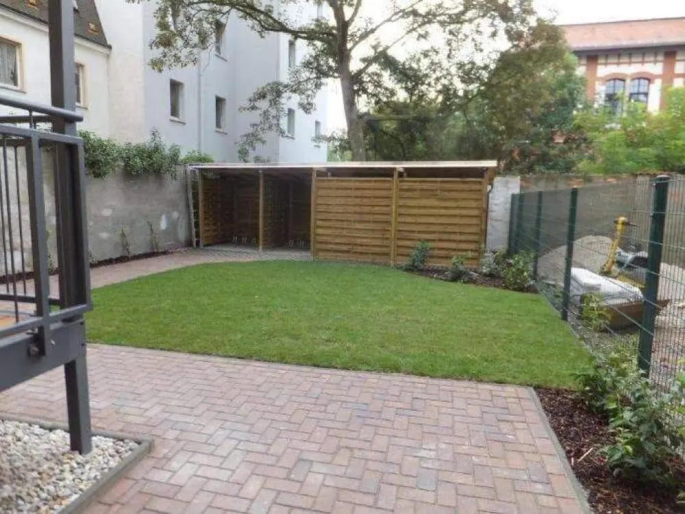 Schön sanierte 2-Z-WE mit Balkon, Fußbodenheizung und hochwertiger EBK
