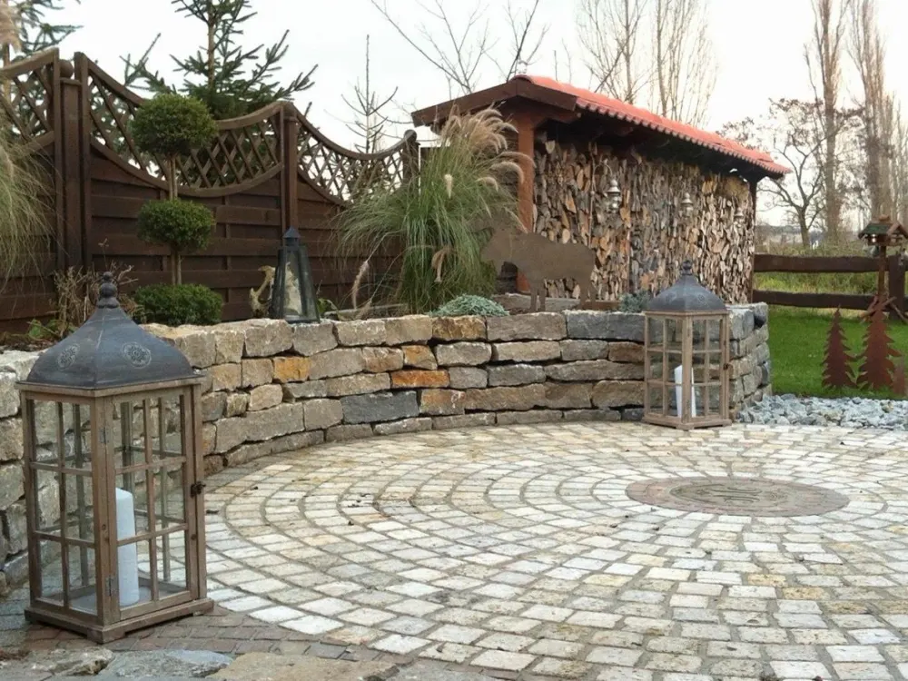 Terrassenwohnung mit Wintergarten in der Nähe zum Zwenkauer See