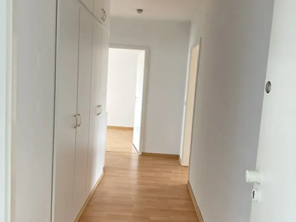Helle 2-Zimmer-Wohnung mit Balkon zu vermieten!