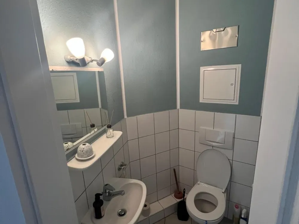 Helle 3 Zimmer Dachgeschosswohnung (ca.69m²) - Nachmieter gesucht