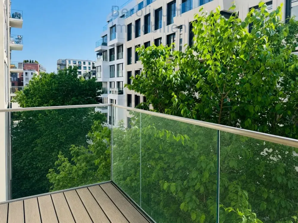 Zur Zwischenmiete: 3-Zi-Whg mit Balkon in einem modernen Neubau in Mitte