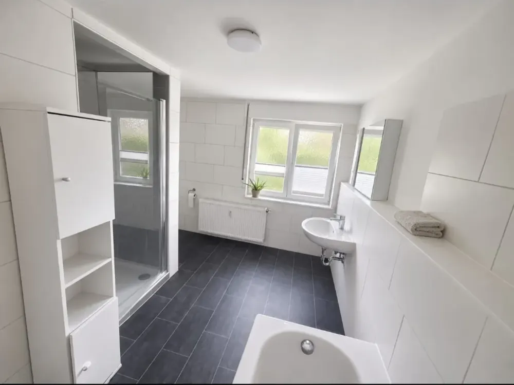 Living with Character: Well-Maintained Three-Room Apartment in Handorf