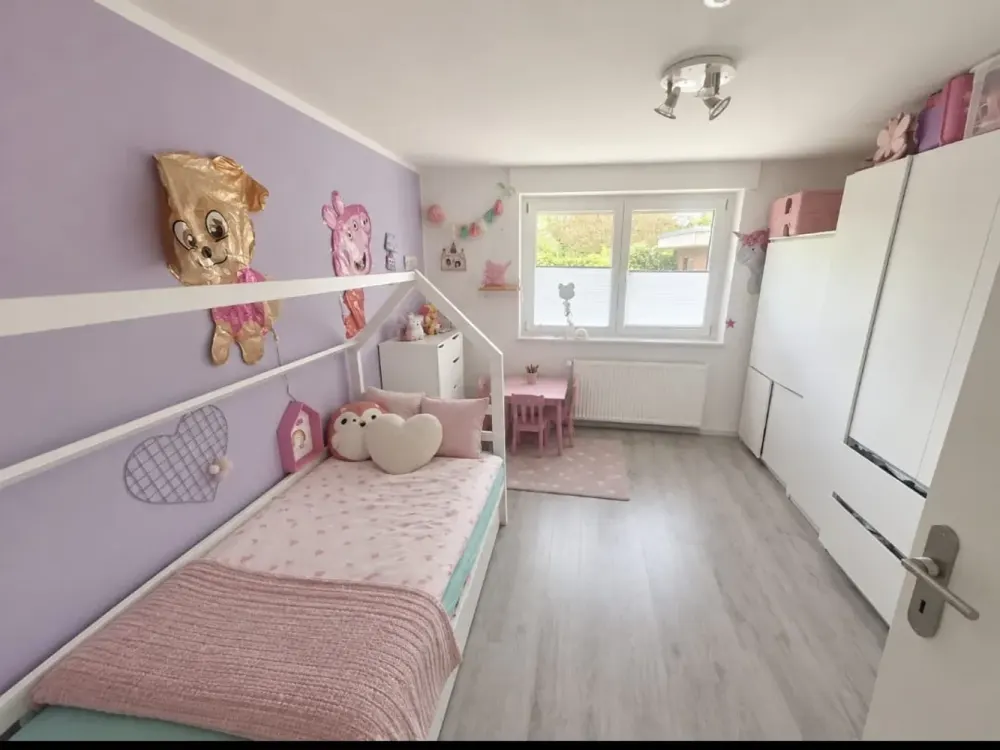 Living with Character: Well-Maintained Three-Room Apartment in Handorf