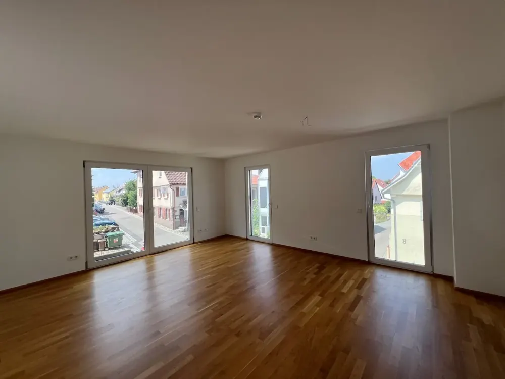 Exklusive 5-Zimmer Wohnung mit Balkon in Freiberg am Neckar