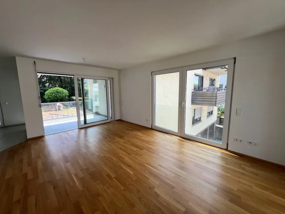 Exklusive 5-Zimmer Wohnung mit Balkon in Freiberg am Neckar
