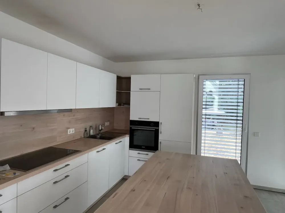 Exklusive 5-Zimmer Wohnung mit Balkon in Freiberg am Neckar