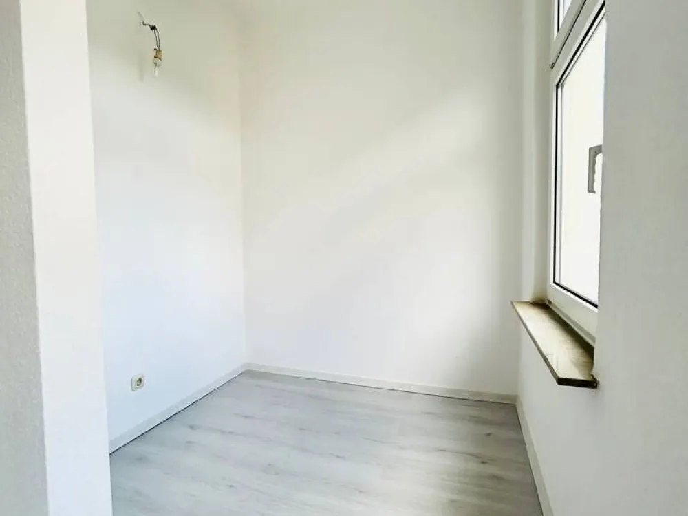 renovierte & attraktive 1-Raum Wohnung in Dölitz ab sofort zu vermieten