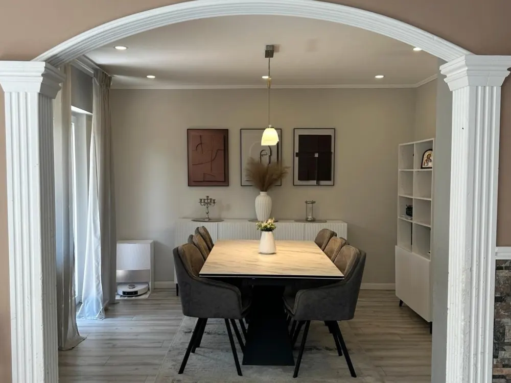 Exklusive 3,5-Zimmer-Designwohnung mit separatem DG-Zimmer