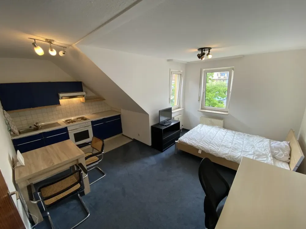 Möbliertes & helles Apartment direkt am Hauptbahnhof (HBF)