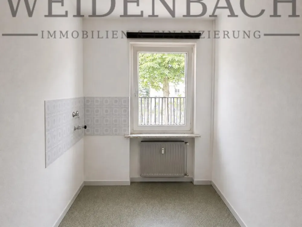 Ruhig wohnen, zentral leben, charmante 2-Zimmer-Wohnung mit Balkon