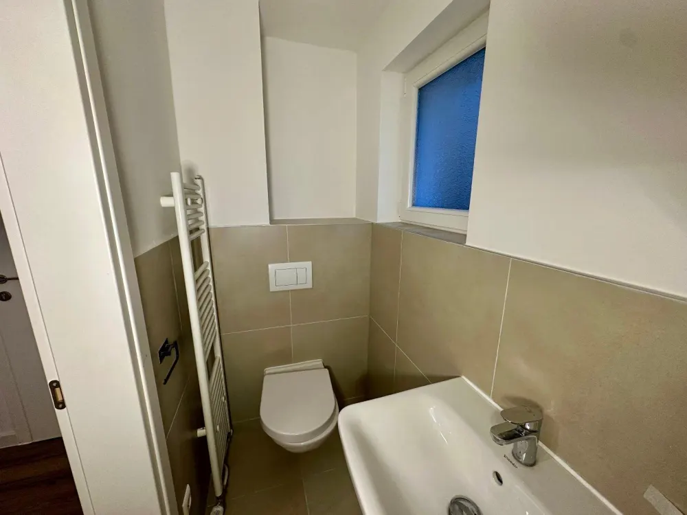 Kernsanierte 4-Zimmer-Wohnung mit 2 Sonnenbalkonen und 2 Bädern