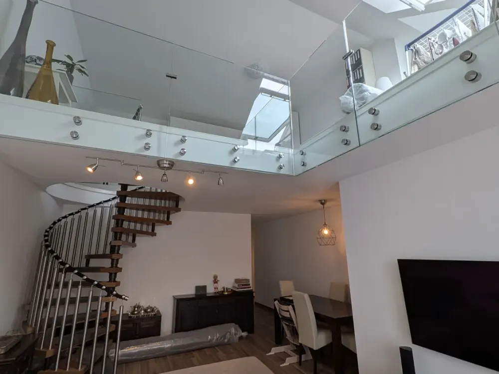 Stilvoll sanierte 3-Zimmer-Wohnung mit Galerie, Gäste-Duschbad und hochwertiger Ausstattung
