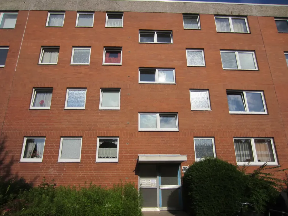 Schöne sanierte 2-Zimmer Wohnung mit Balkon in Bemerode