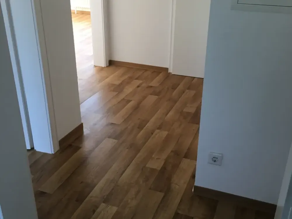 Schöne sanierte 2-Zimmer Wohnung mit Balkon in Bemerode