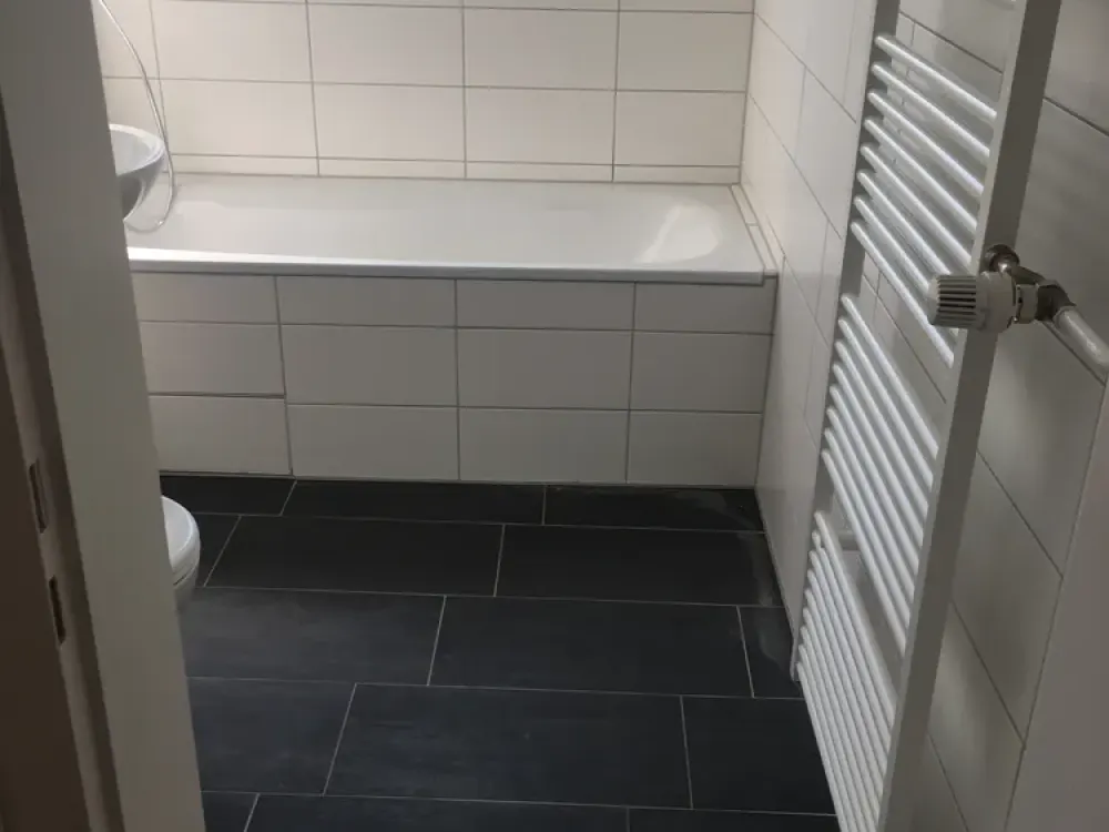Schöne sanierte 2-Zimmer Wohnung mit Balkon in Bemerode