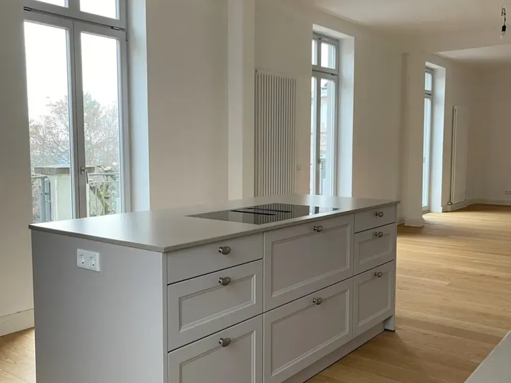 EXCLUSIVE LIVING WITH FLAIR IN THE HEART OF THE CITY