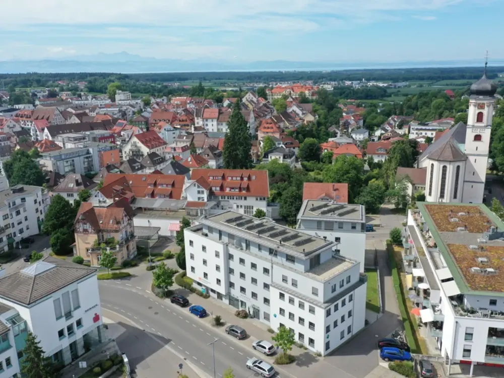 Penthouse in the Heart of Tettnang, Stylish Living with Spacious Terrace and Cozy Atmosphere