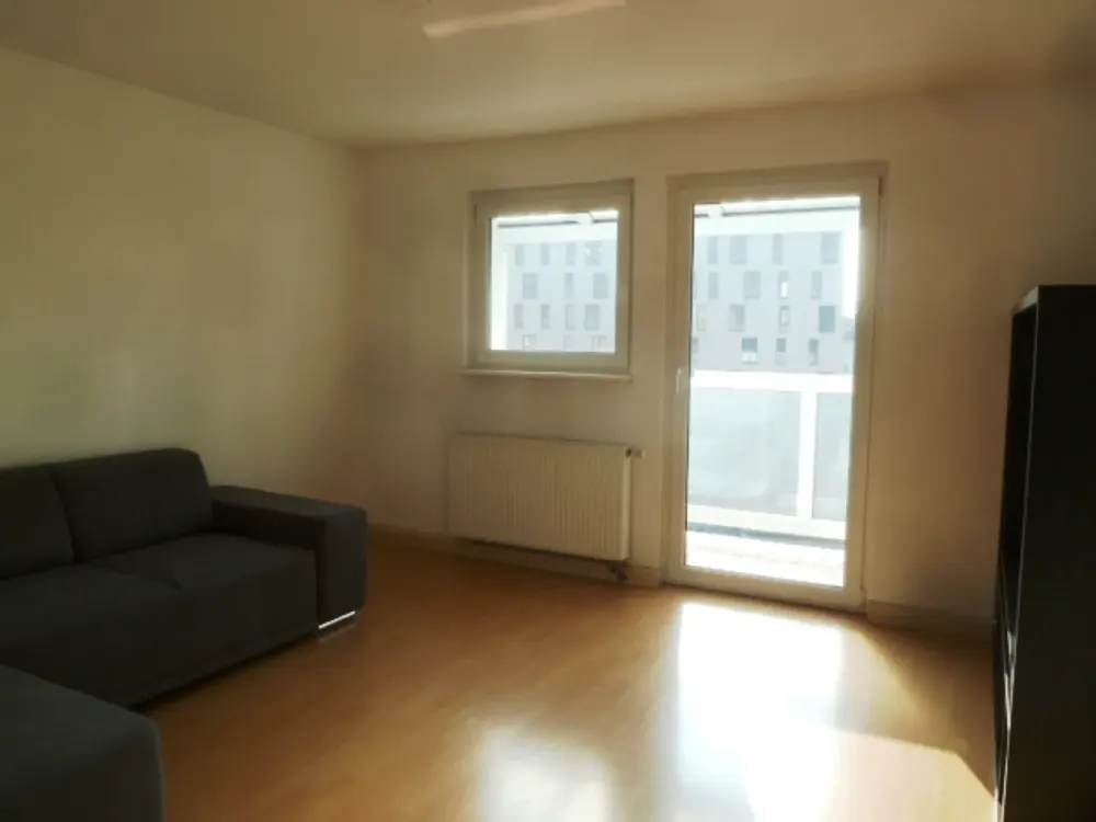 2-Zi-Wg, OF, hell, klarer Schnitt, City- und S-Bahn-Nähe, Balkon