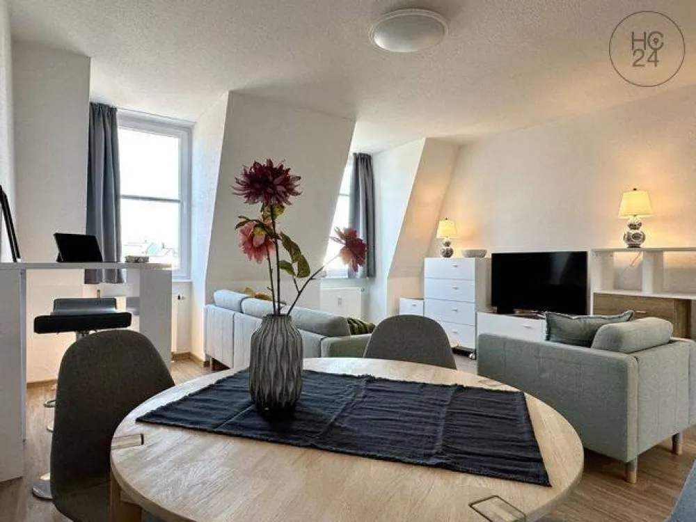 CENTRUM - Ihre Alternative zum Hotel / möblierte 3-Raum-Wohnung mit TG-Stellplatz