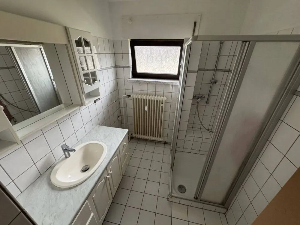 4-Zimmer-Wohnung in Saarbrücken nahe der französischen Grenze [HMR-O46E04]