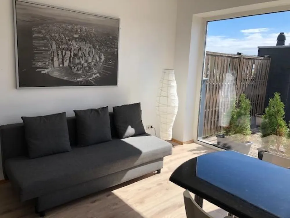 Maisonette Loft mit großer Sonnen Dachterrasse in Düsseldorf